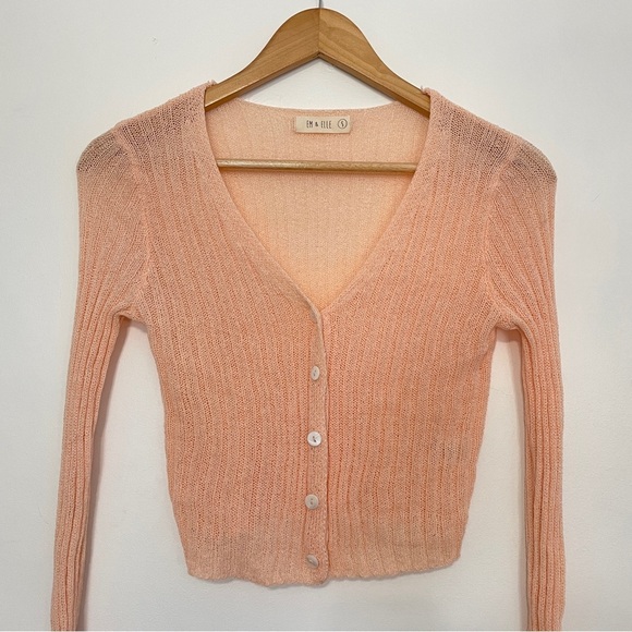 Em & Elle Knit Cropped Peach Fitted Button Front Cardigan Sweater - Picture 2 of 6